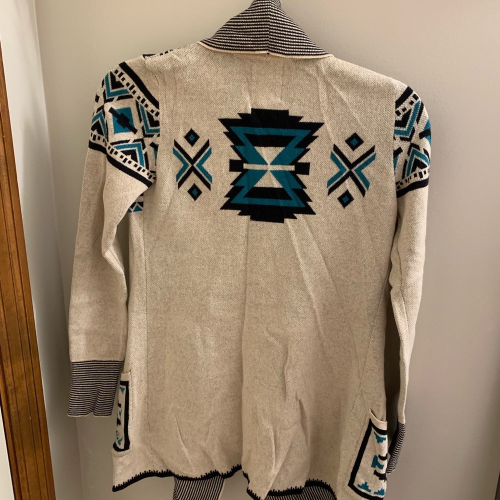 Sweater - Picture 2 of 2